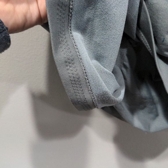 Athleta Ruched Camo Print Gray Tank Size Medium Stretch Athletic Yoga Racerback - Picture 7 of 8